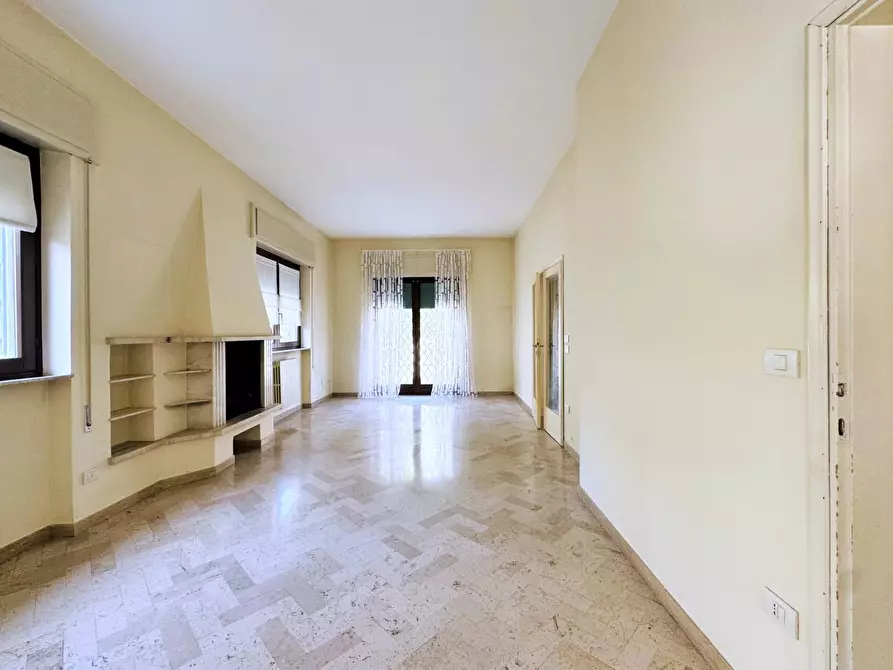 Immagine 11 di Casa bifamiliare in vendita  a Viareggio