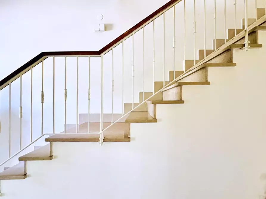 Immagine 18 di Casa bifamiliare in vendita  a Viareggio