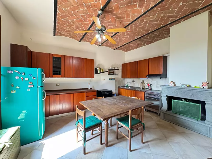 Immagine 4 di Casa colonica in vendita  a Vinci