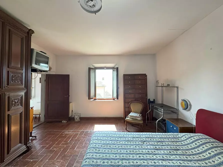 Immagine 16 di Casa colonica in vendita  a Vinci