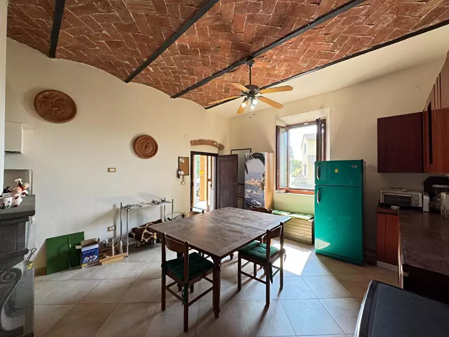 Immagine 7 di Casa colonica in vendita  a Vinci