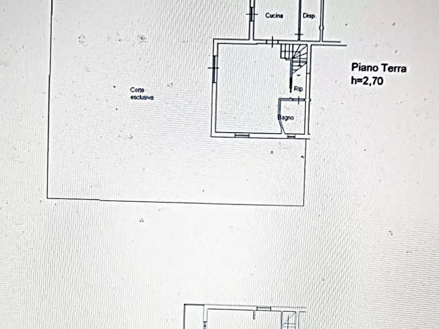 Immagine 13 di Casa semindipendente in vendita  a Carrara