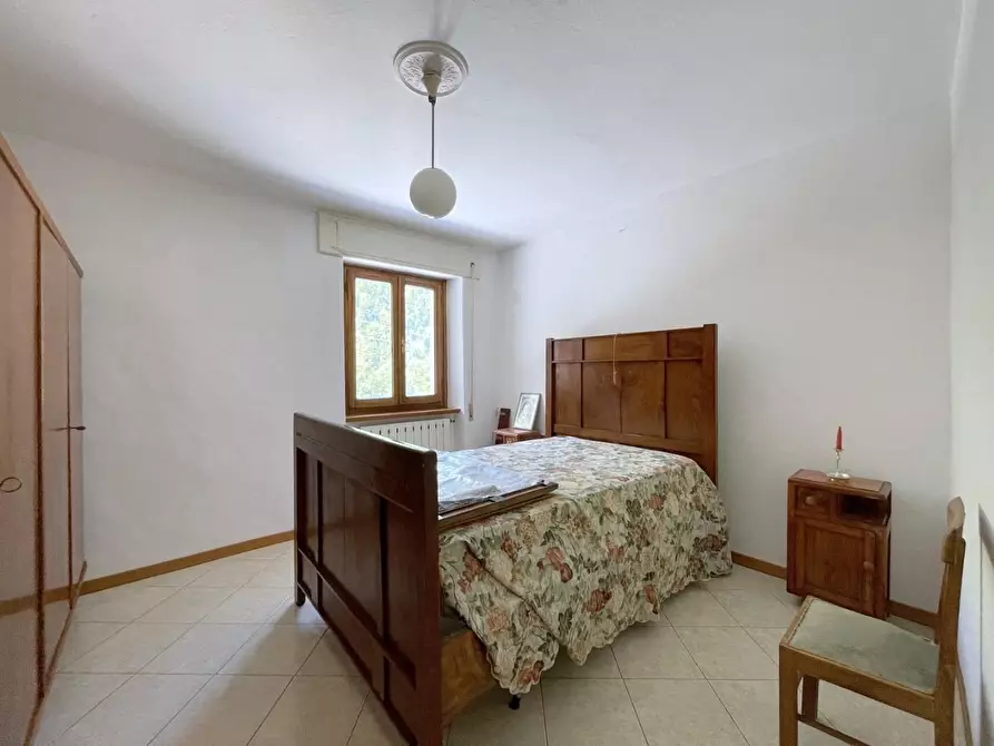 Immagine 27 di Terratetto in vendita  a Camaiore