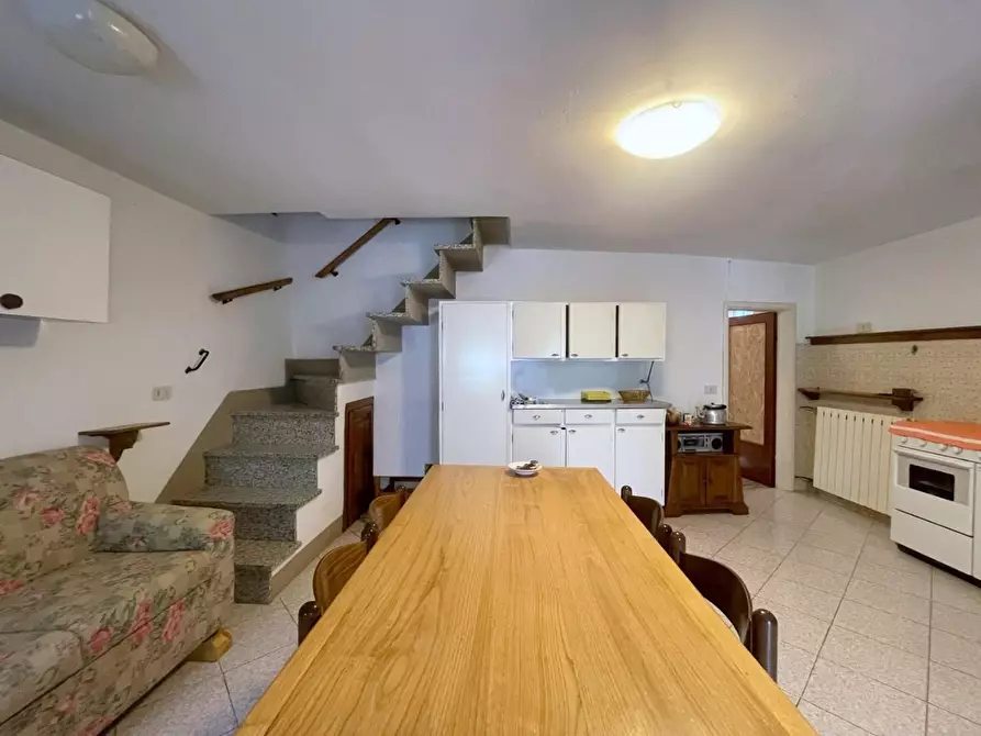 Immagine 5 di Terratetto in vendita  a Camaiore