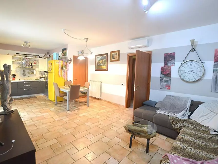 Immagine 3 di Appartamento in vendita  a Altopascio