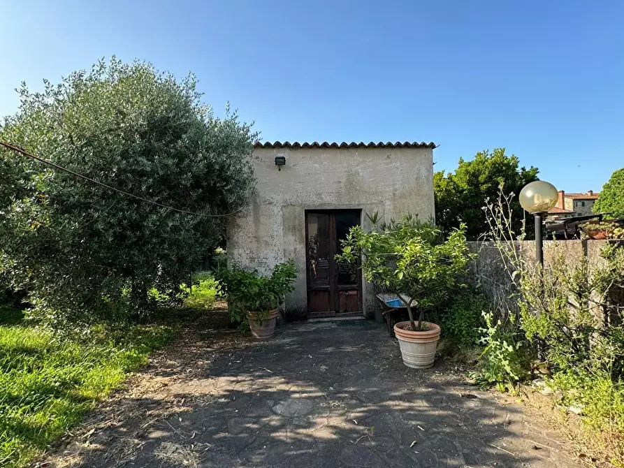 Immagine 26 di Casa semindipendente in vendita  a Capannori