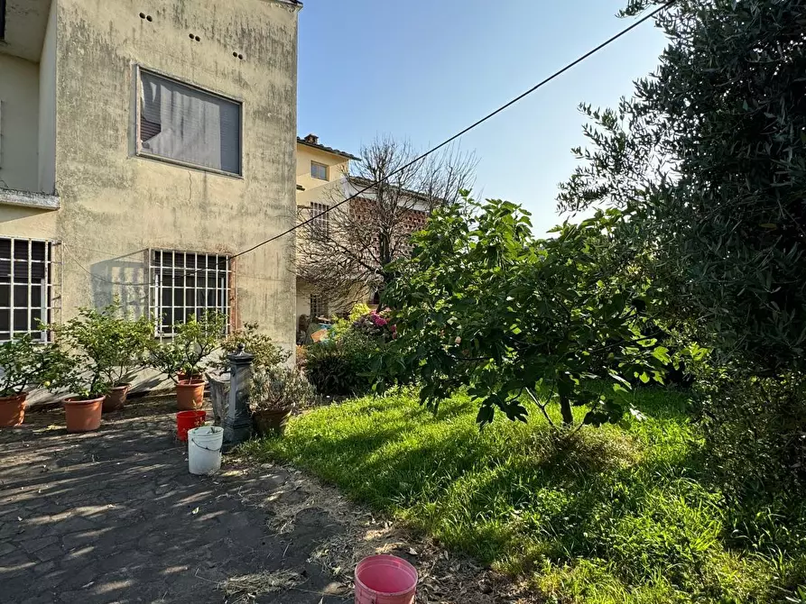 Immagine 22 di Casa semindipendente in vendita  a Capannori