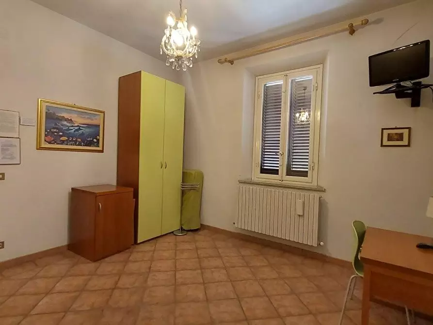 Immagine 13 di Villa in vendita  a Lucca