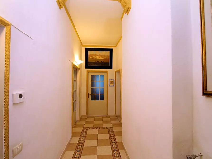 Immagine 6 di Appartamento in vendita  a Siena