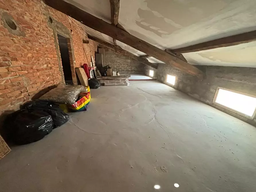 Immagine 24 di Villa in vendita  a Lucca