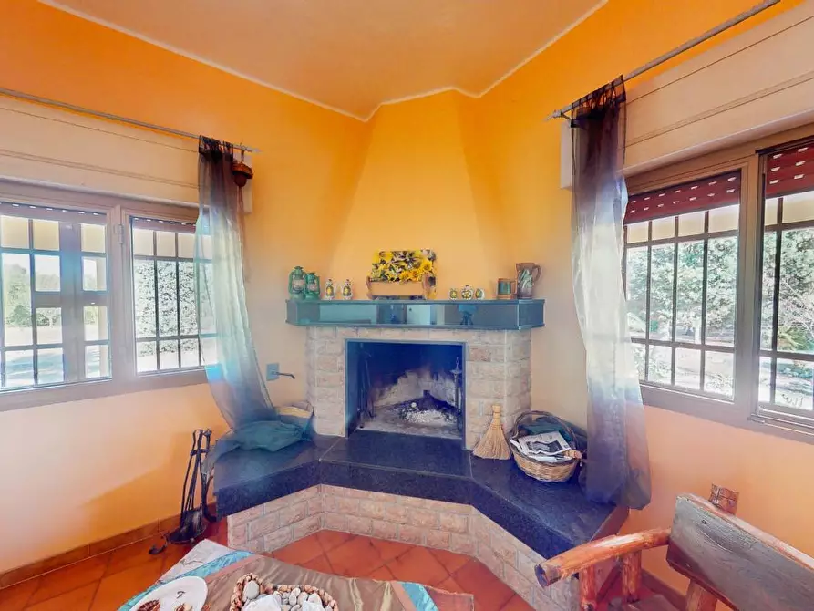 Immagine 5 di Villa in vendita  a Lecce