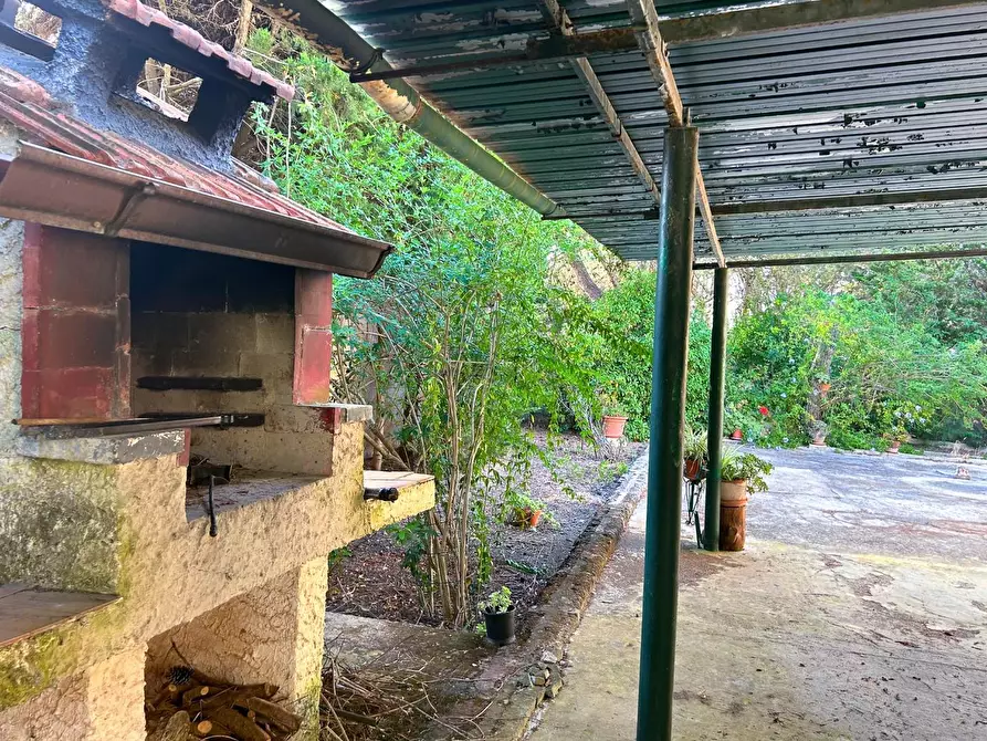 Immagine 12 di Villa in vendita  a Lecce