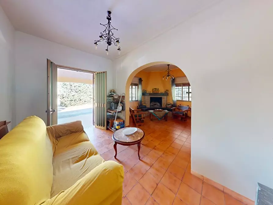 Immagine 3 di Villa in vendita  a Lecce