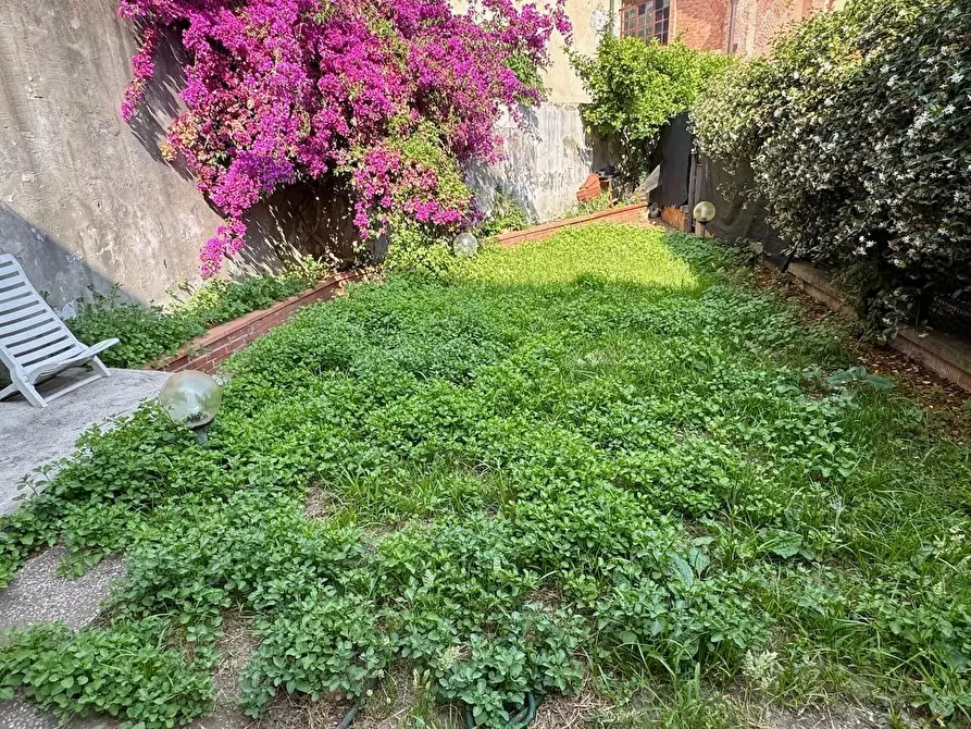 Immagine 2 di Appartamento in vendita  a Pisa