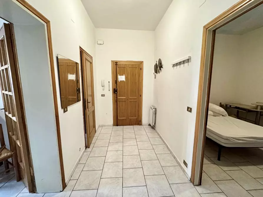 Immagine 12 di Appartamento in vendita  a Pisa