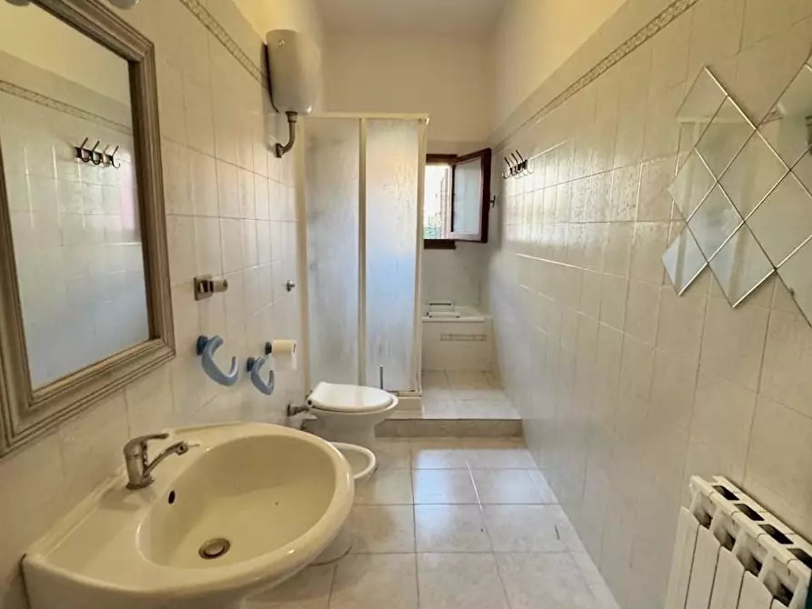 Immagine 17 di Appartamento in vendita  a Pisa