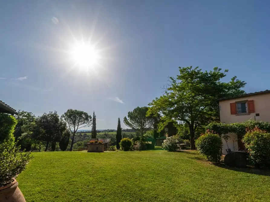 Immagine 21 di Casa colonica in vendita  a Peccioli