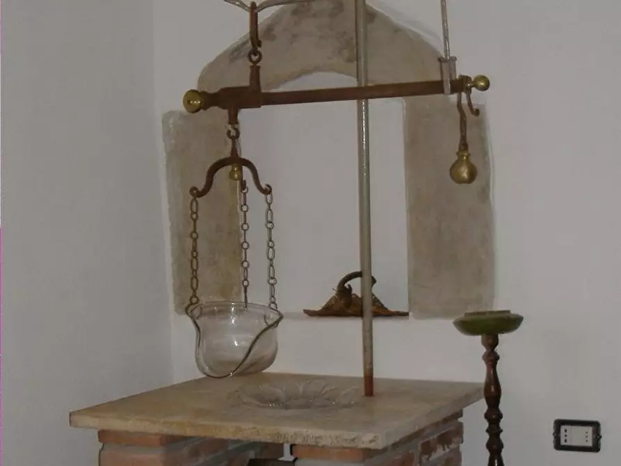 Immagine 13 di Casa colonica in vendita  a Chiusdino