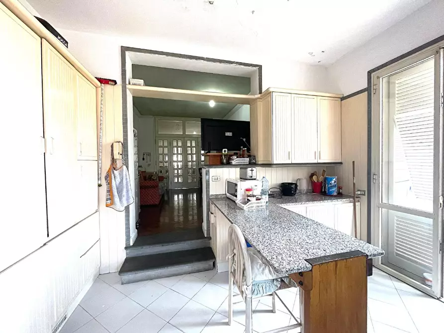 Immagine 11 di Appartamento in vendita  a Empoli