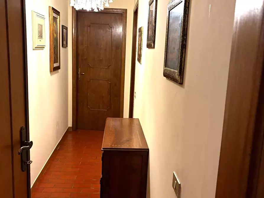 Immagine 9 di Casa bifamiliare in vendita  a Massa