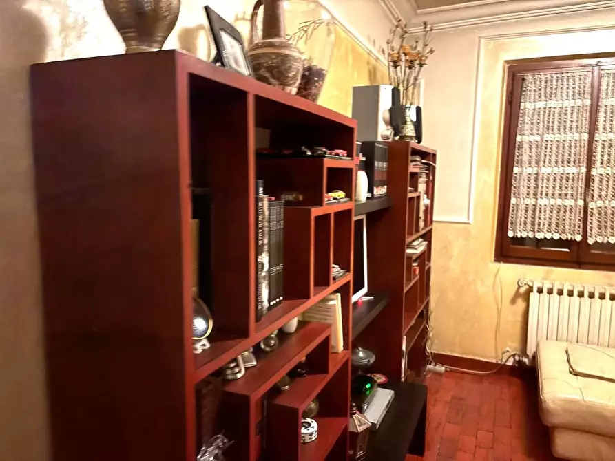 Immagine 8 di Casa bifamiliare in vendita  a Massa