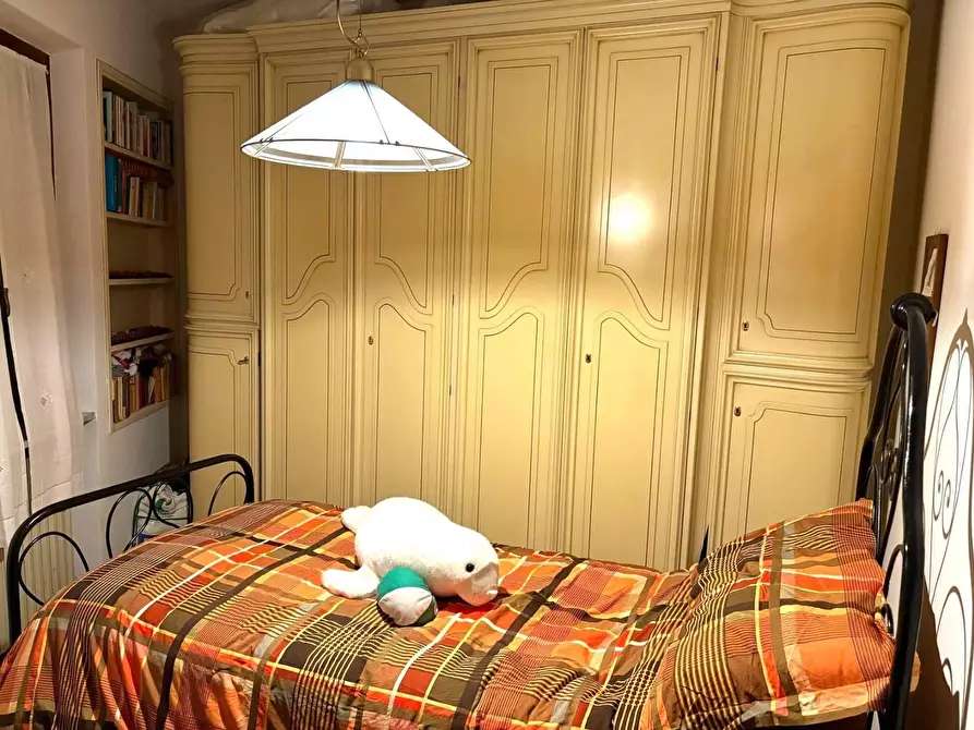 Immagine 7 di Casa bifamiliare in vendita  a Massa