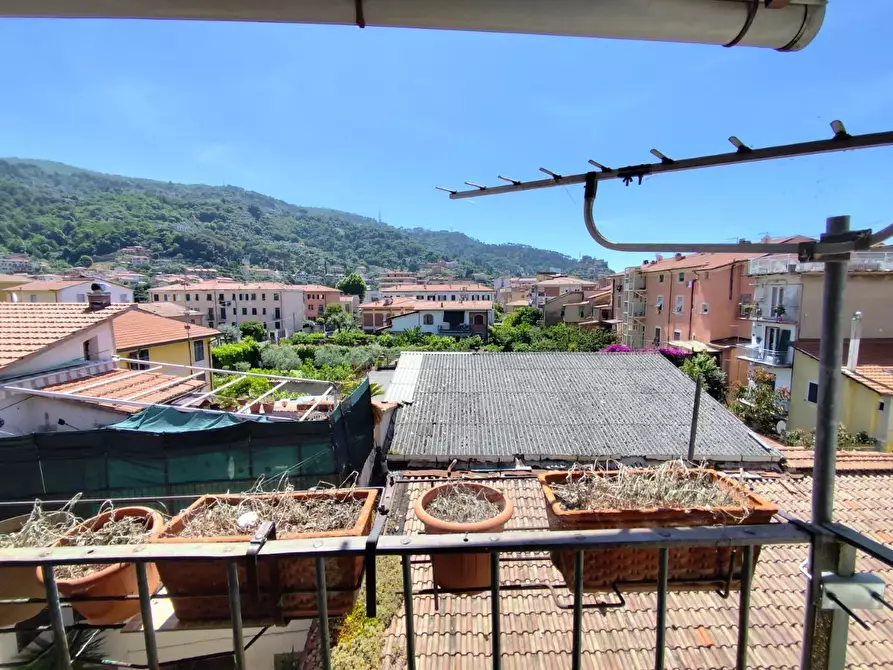 Immagine 9 di Appartamento in vendita  a Massa