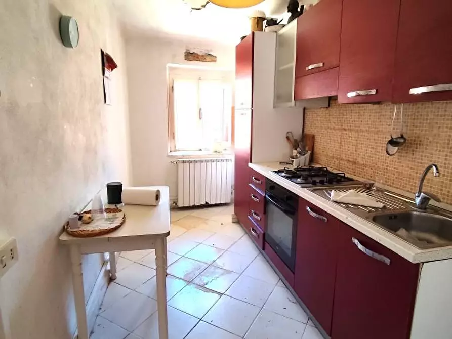 Immagine 6 di Appartamento in vendita  a Massa