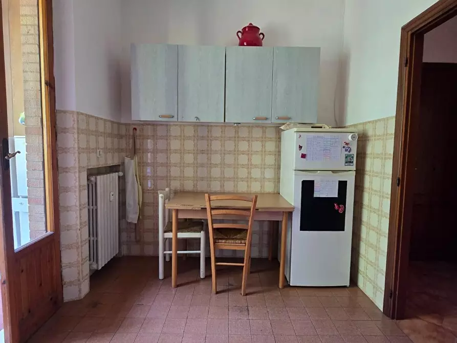 Immagine 11 di Appartamento in vendita  a Siena