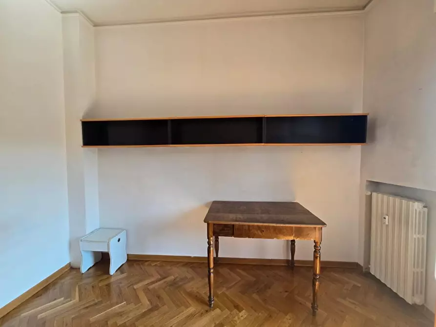 Immagine 33 di Appartamento in vendita  a Siena