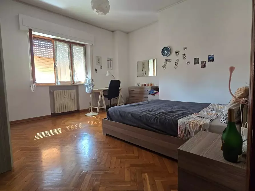 Immagine 22 di Appartamento in vendita  a Siena