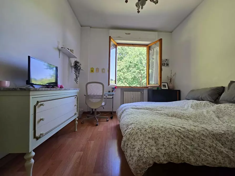Immagine 27 di Appartamento in vendita  a Siena