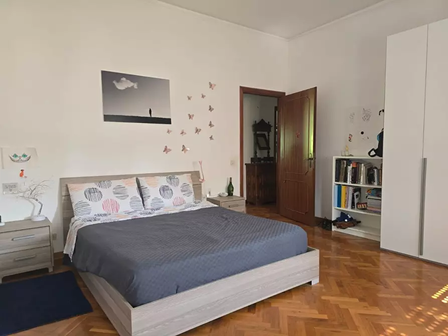 Immagine 25 di Appartamento in vendita  a Siena