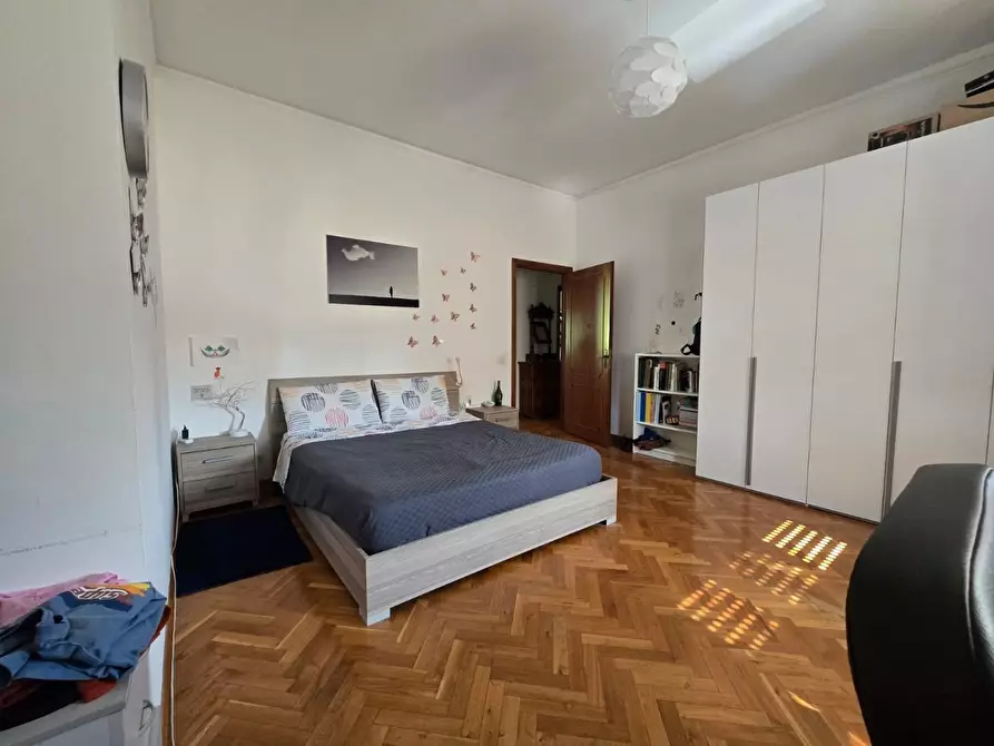 Immagine 21 di Appartamento in vendita  a Siena