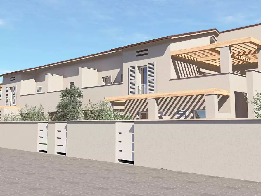 Immagine 2 di Appartamento in vendita  a Pisa