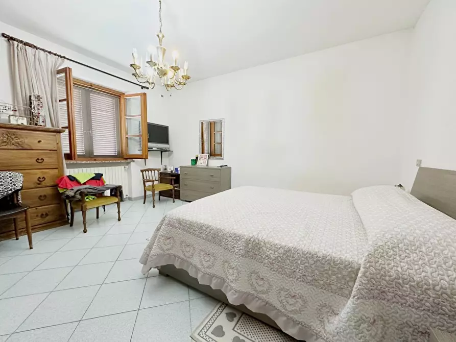 Immagine 18 di Casa semindipendente in vendita  a Altopascio