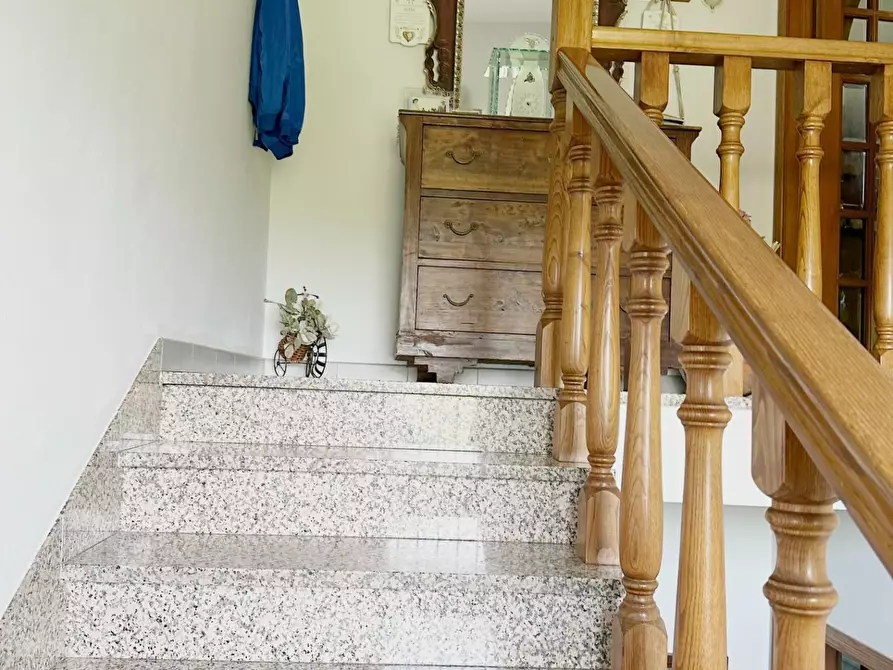 Immagine 11 di Casa semindipendente in vendita  a Altopascio