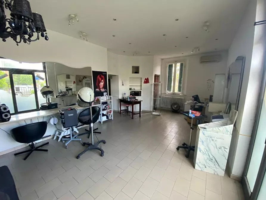 Immagine 8 di Appartamento in vendita  a Santa Croce Sull'arno