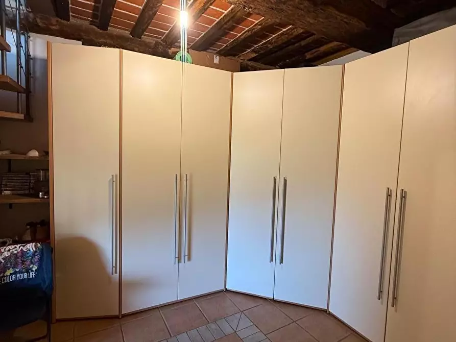 Immagine 25 di Terratetto in vendita  a Massa