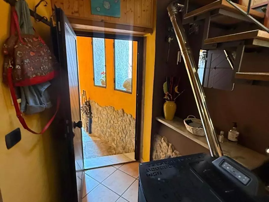 Immagine 15 di Terratetto in vendita  a Massa