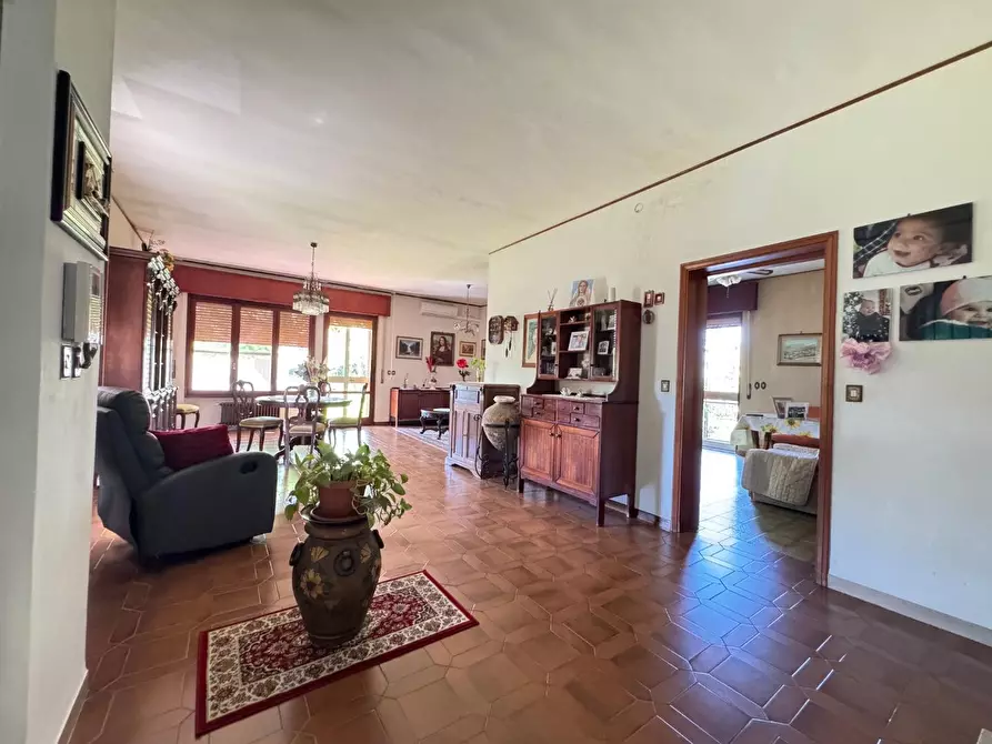 Immagine 14 di Villa in vendita  a Pisa