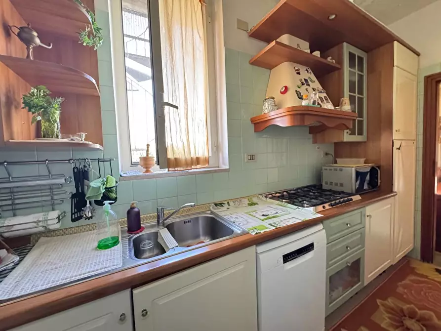 Immagine 19 di Villa in vendita  a Pisa