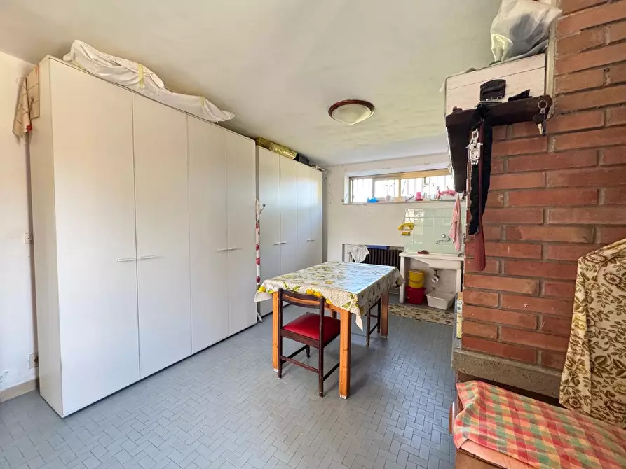 Immagine 22 di Villa in vendita  a Pisa