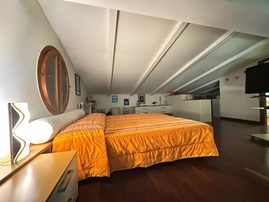 Immagine 54 di Villa in vendita  a Pisa