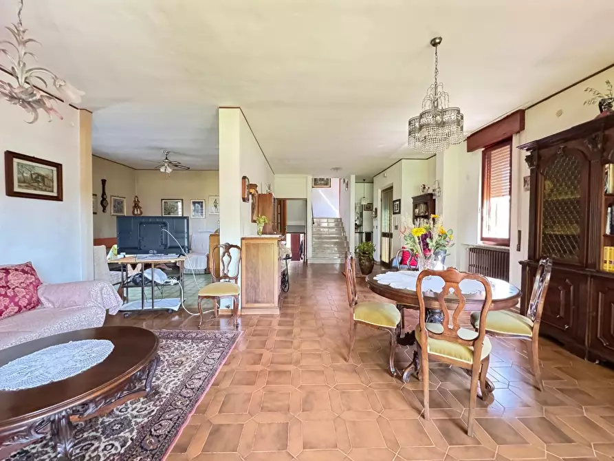 Immagine 13 di Villa in vendita  a Pisa