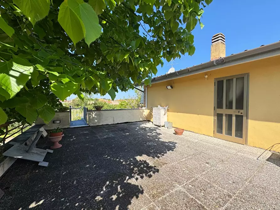 Immagine 58 di Villa in vendita  a Pisa