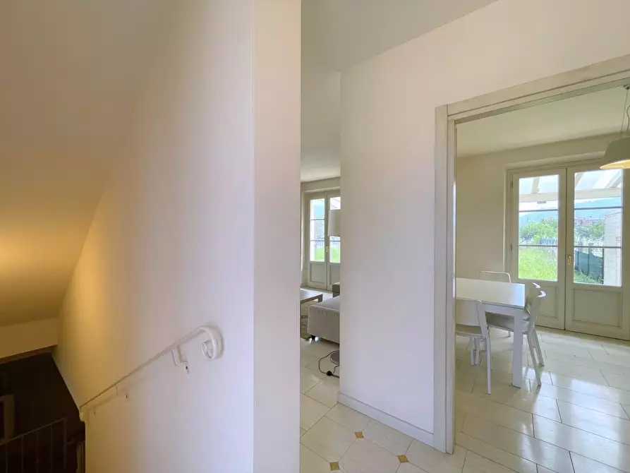 Immagine 4 di Casa bifamiliare in vendita  a Camaiore