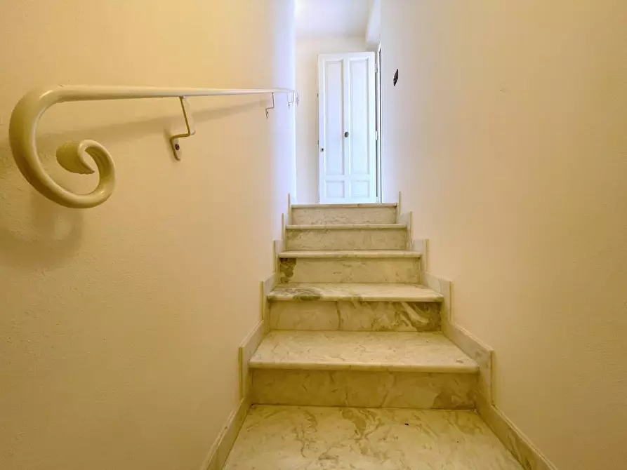 Immagine 42 di Casa bifamiliare in vendita  a Camaiore