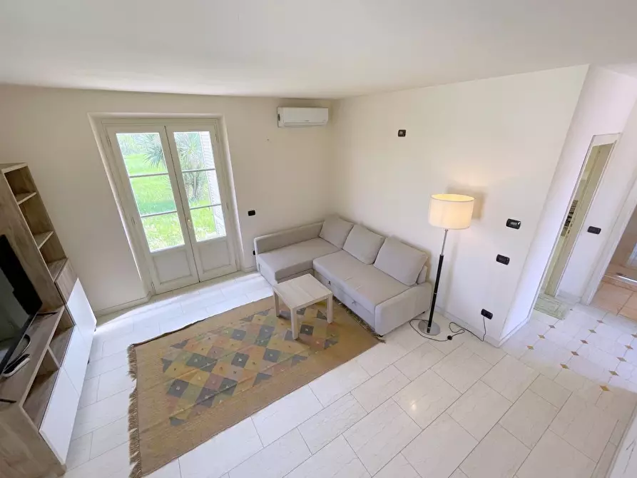 Immagine 66 di Casa bifamiliare in vendita  a Camaiore