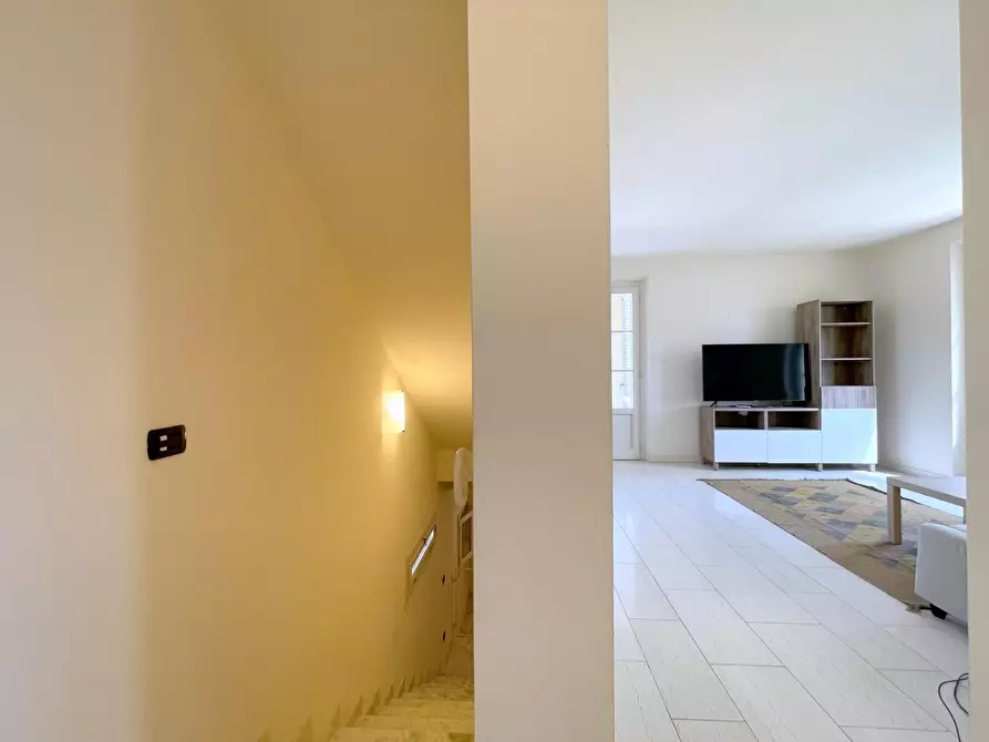 Immagine 24 di Casa bifamiliare in vendita  a Camaiore